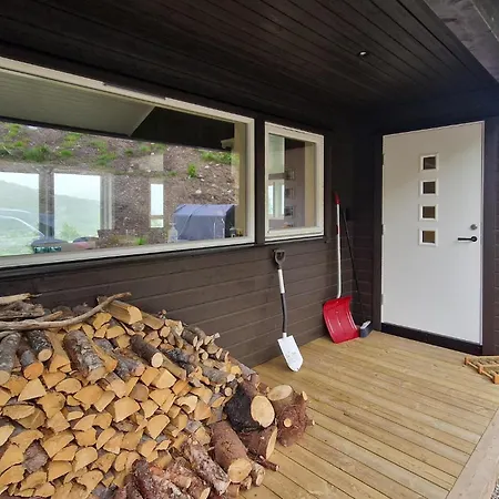 Belle Maison à Avec Wifi *