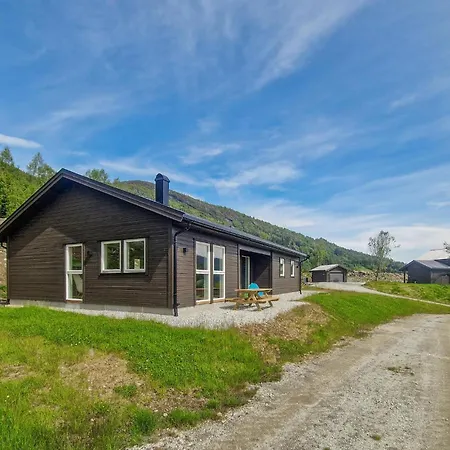Holiday home In With Wifi *